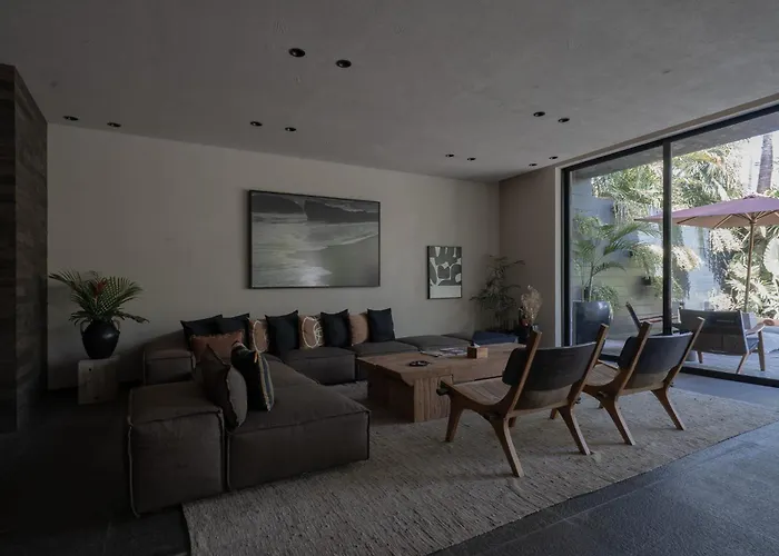 Black By Oxo Villa *